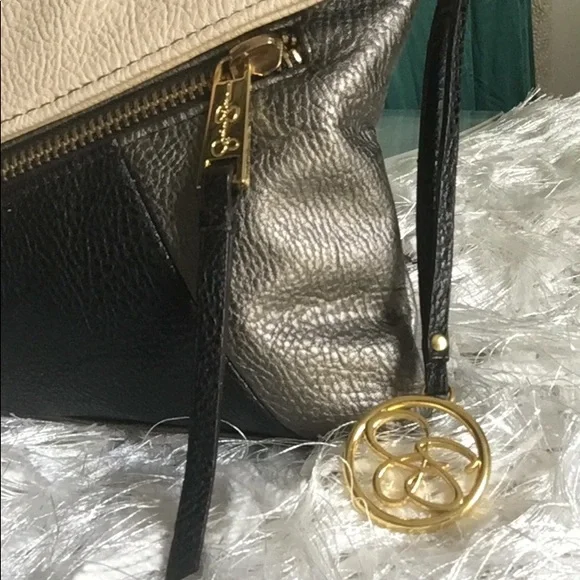 Jessica Simpson Clutch Wristlet Crossbody Bag - Picture 3 of 10